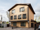 Трехэтажный дом, 180 м²