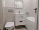 2-к. квартира, 61&nbsp;м²