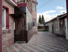 Двухэтажный дом, 160 м²