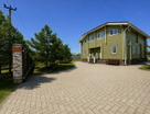 Двухэтажный коттедж, 217 м²