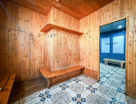 Торговые помещения, 381,2 м²