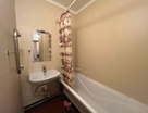 2-к. квартира, 56&nbsp;м²