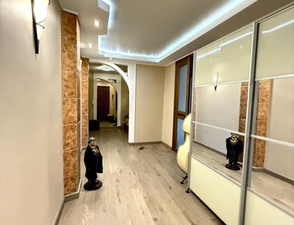 3-к. квартира, 98&nbsp;м²