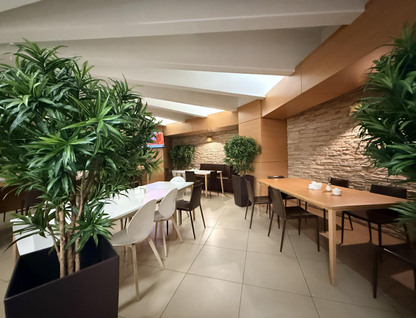 Помещение свободного назначения, 369&nbsp;м²