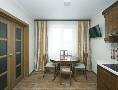2-к. квартира, 80,4 м²