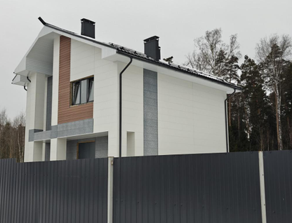 Трехэтажный дом, 223 м²