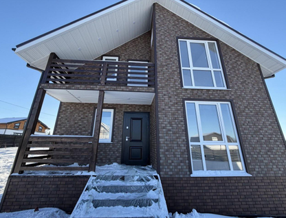 Двухэтажный дом, 145 м²