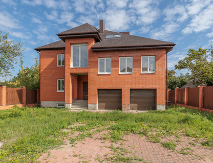 Трехэтажный дом, 540,9 м²