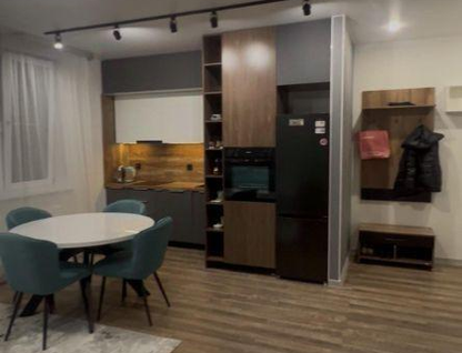 2-к. квартира, 55 м²