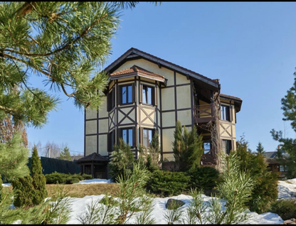 Трехэтажный коттедж, 337,3 м²