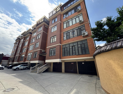 3-к. квартира, 122 м²