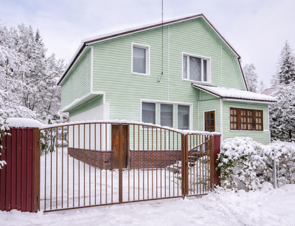 Трехэтажный дом, 140,3 м²