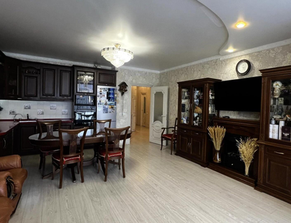 2-к. квартира, 80,8 м²
