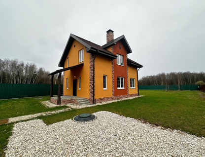 Двухэтажный дом, 122 м²