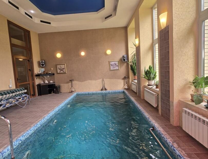 Трехэтажный дом, 1000 м²