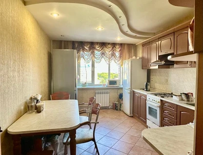 2-к. квартира, 76&nbsp;м²