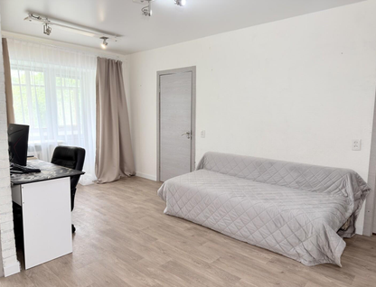 2-к. квартира, 42 м²