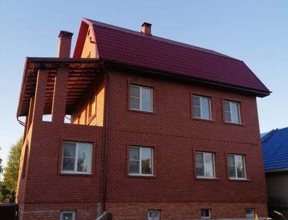 Трехэтажный коттедж, 190,4 м²