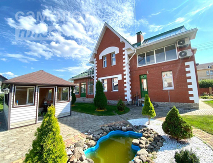Трехэтажный дом, 243,7 м²