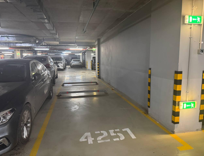 Машино-место, 13,1&nbsp;м²