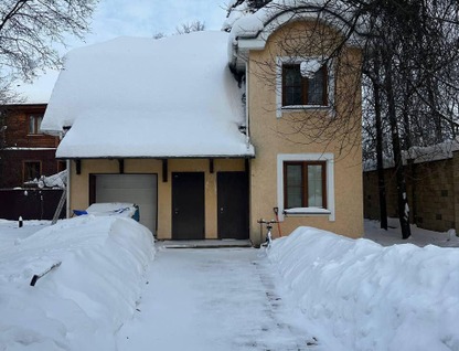 Двухэтажный коттедж, 125 м²