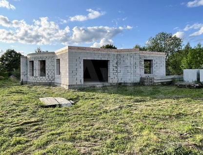 Двухэтажный дом, 250 м²