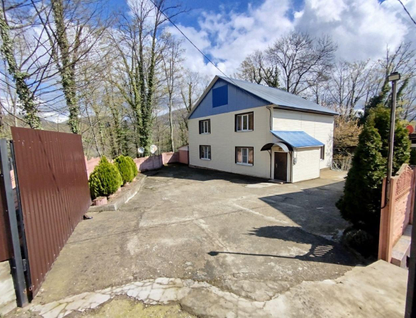 Трехэтажный дом, 249,6 м²