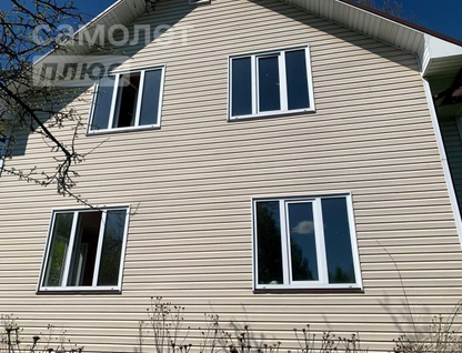 Двухэтажный дом, 170 м²