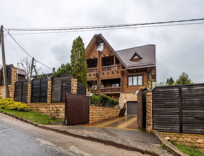 Четырехэтажный дом, 285 м²