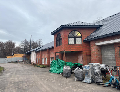 Торговые помещения, 905 м²