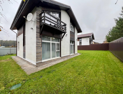 Двухэтажный дом, 127 м²