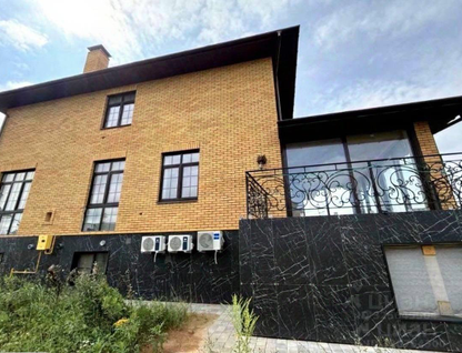 Трехэтажный коттедж, 433 м²