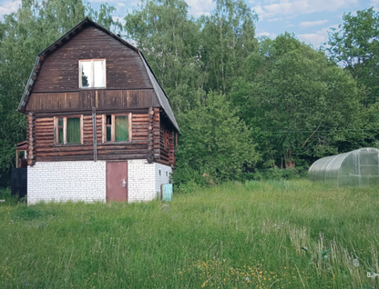 Двухэтажный дом, 90 м²