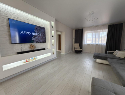 Двухэтажный дом, 335,7 м²