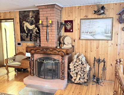 Двухэтажная дача, 215 м²