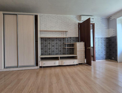2-к. квартира, 43&nbsp;м²