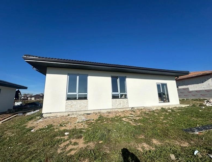 Одноэтажный дом, 120 м²