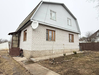 Двухэтажный дом, 205 м²