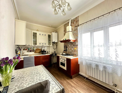 Двухэтажный дом, 234,9 м²