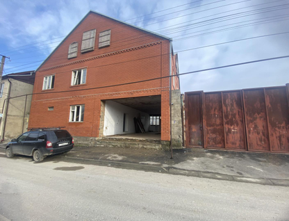 Двухэтажный дом, 350 м²