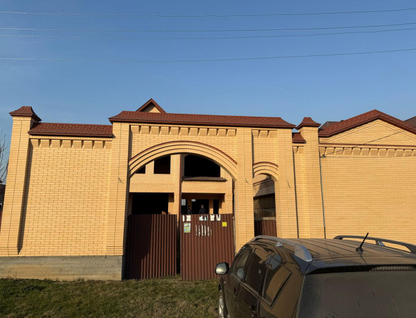 Двухэтажный дом, 360 м²