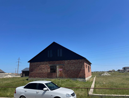 Двухэтажная дача, 150 м²