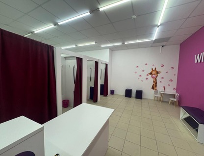 Торговые помещения, 98&nbsp;м²