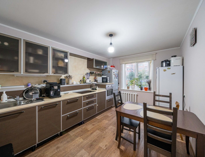 2-к. квартира, 60 м²