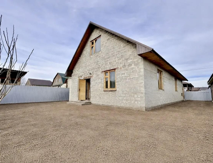 Двухэтажный дом, 110 м²