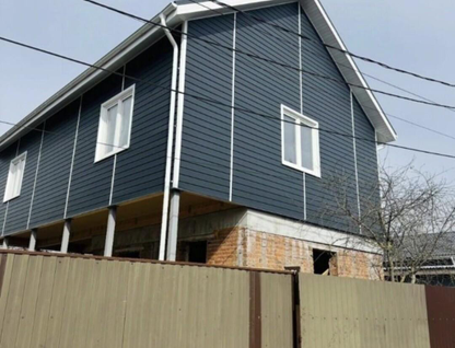 Двухэтажный дом, 150 м²