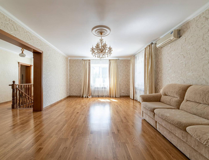 Двухэтажный дом, 368 м²