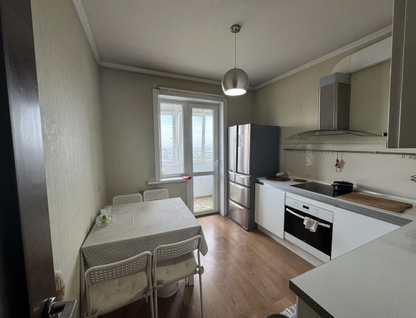2-к. квартира, 58&nbsp;м²