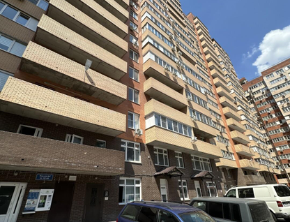 2-к. квартира, 57,6 м²