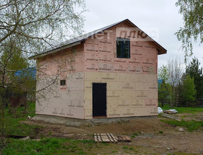 Двухэтажный дом, 82,6 м²